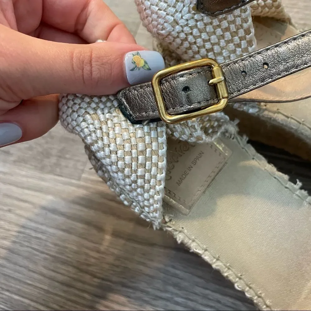 VIDORETTA Gray Silver Metallic Floral Espadrille Wedge Sandals